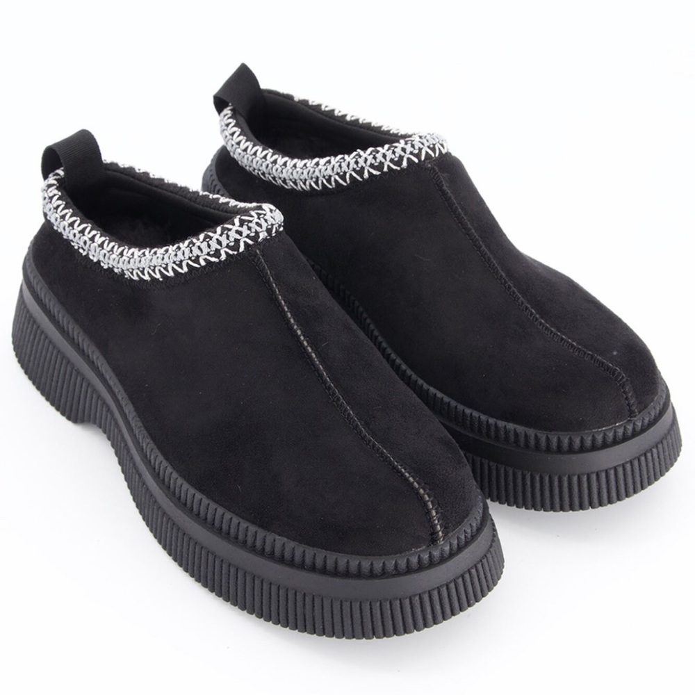 FC shoes